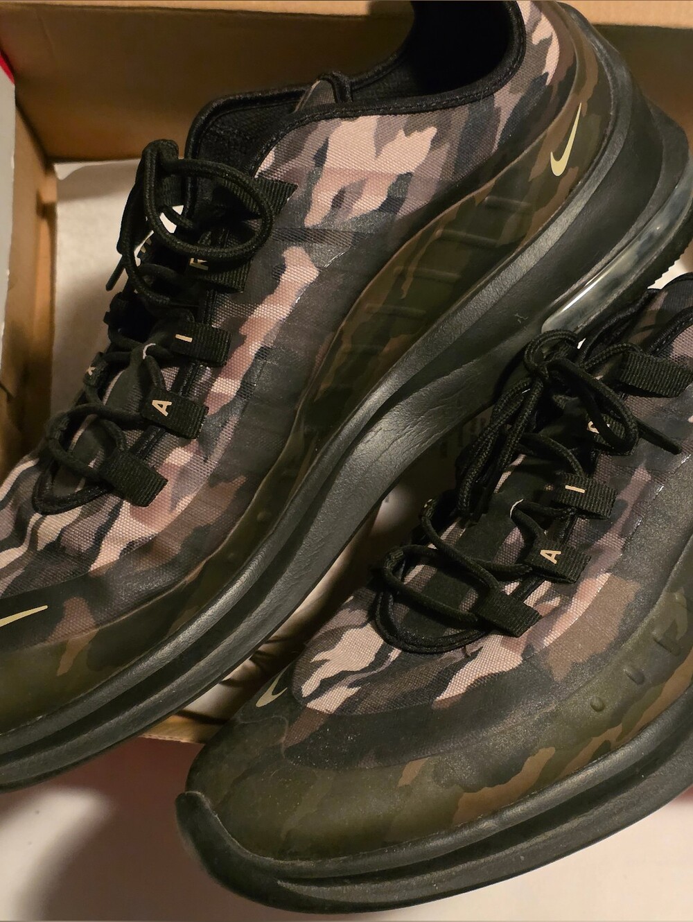 Nike Air Max Axis PRM 'Camo Pack'
